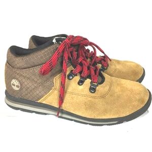 Timberland Suede Kids Youth Shoes size 3 Tan Brown Boots